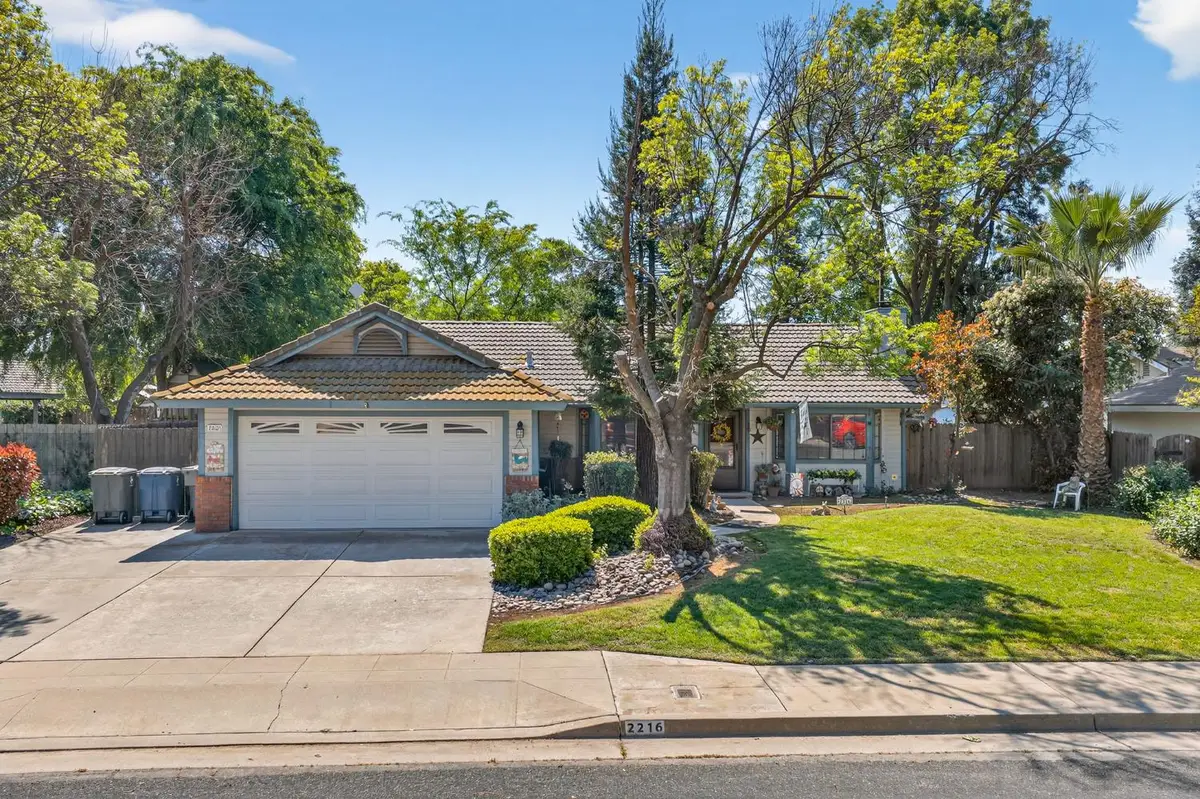 2216 Ellery Avenue, Clovis, CA 93611 - #1