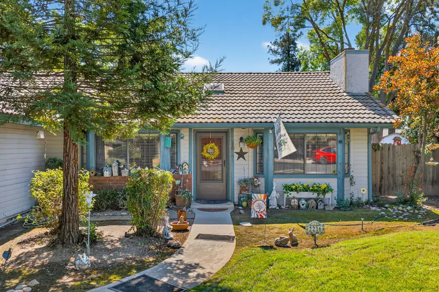 2216 Ellery Avenue, Clovis, CA 93611 - #2