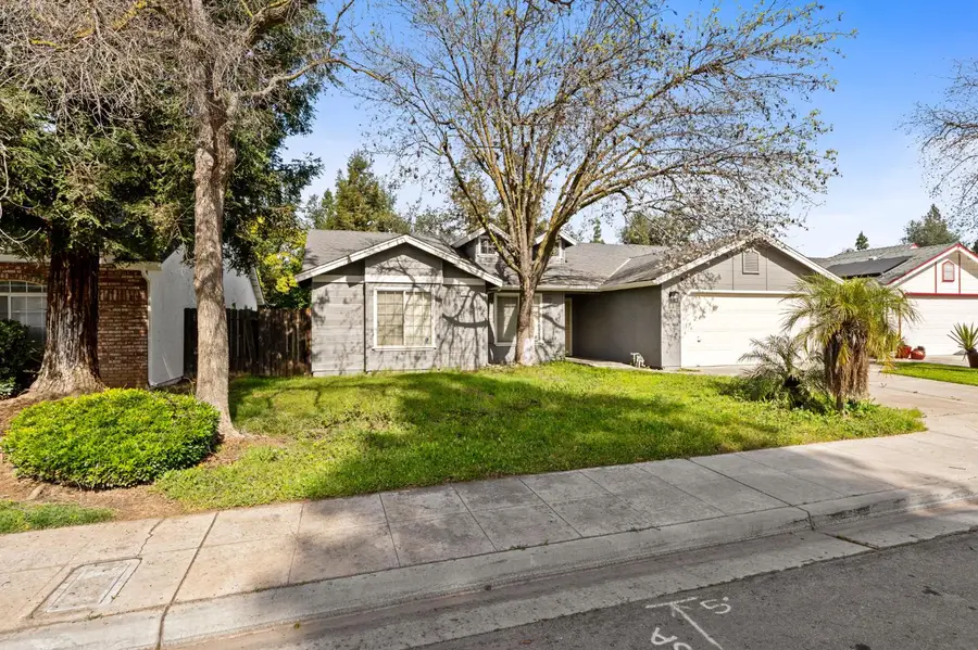 4518 W Escalon Avenue, Fresno, CA 93722 - #2