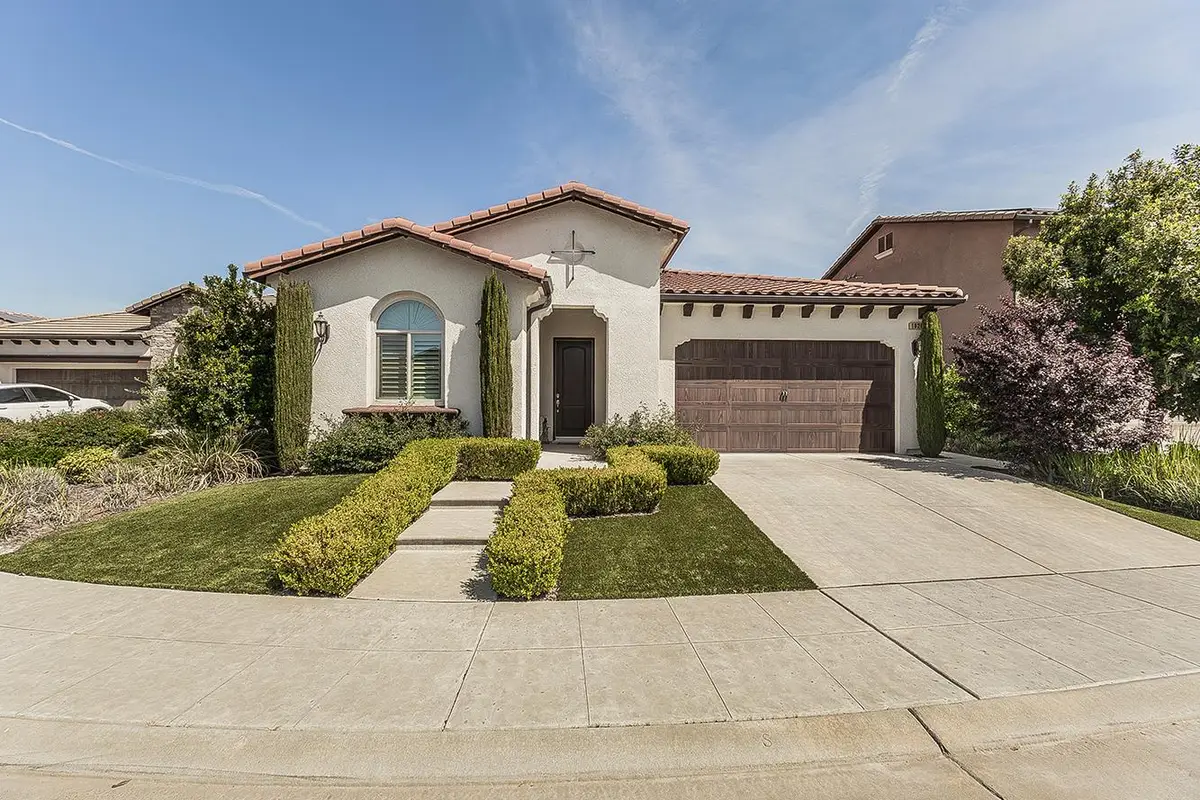 1924 E Via Fiore Avenue, Fresno, CA 93730 - #1
