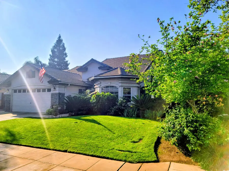 2827 E Shea, Fresno, CA 93720 - #2