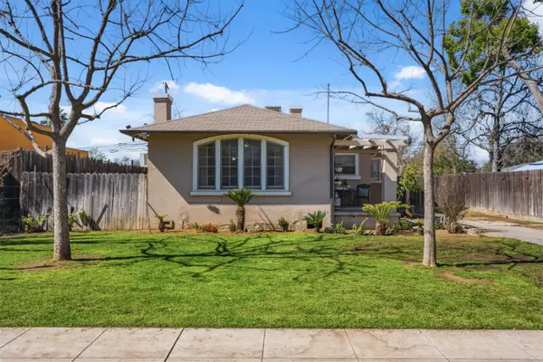 1727 N Vagedes Avenue, Fresno, CA 93705