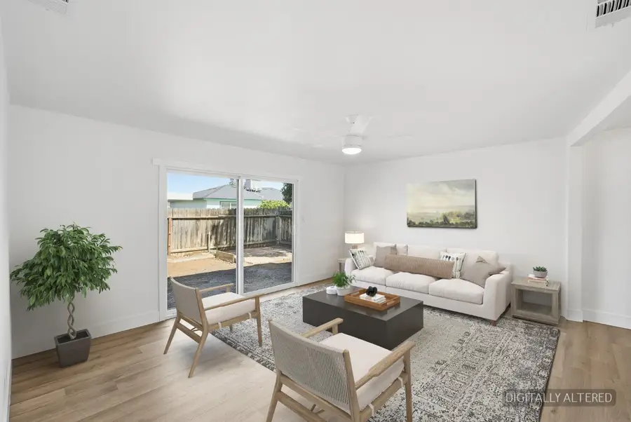 505 W Pico Avenue, Clovis, CA 93612 - #2