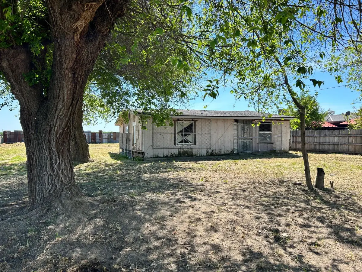 3243 W Beran Way, Fresno, CA 93706 - #1