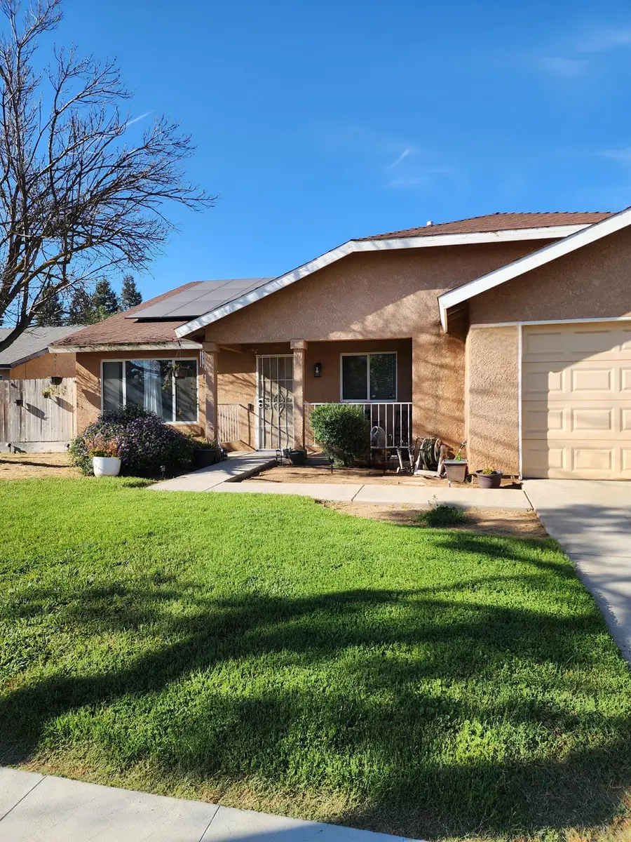 5810 W San Gabriel Avenue, Fresno, CA 93722 - #2