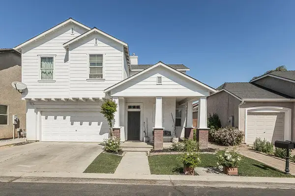 717 W Tivoli Lane, Clovis, CA 93619