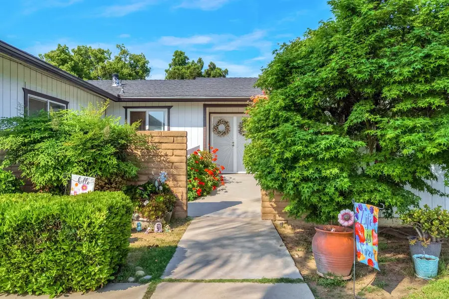 1488 Whittier Avenue, Clovis, CA 93611 - #3