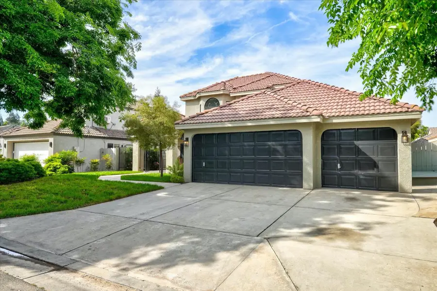 3668 W Ellery Avenue, Fresno, CA 93711 - #3