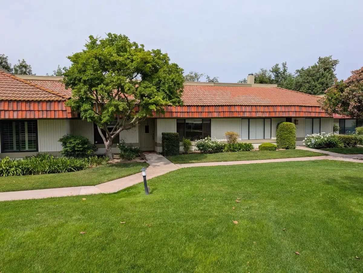 4918 N Sequoia Drive #102, Fresno, CA 93704 - #1