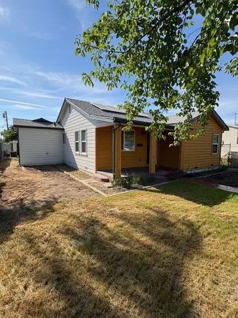 507 I Street, Sanger, CA 93657