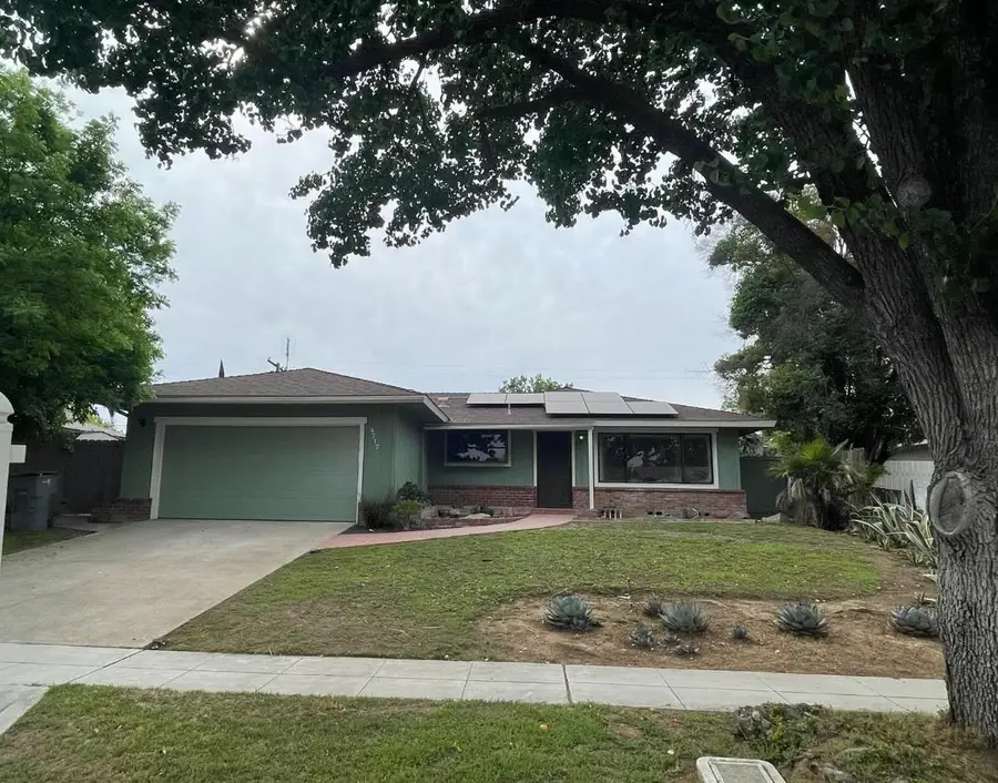 4717 N Bengston Avenue, Fresno, CA 93705 - #2