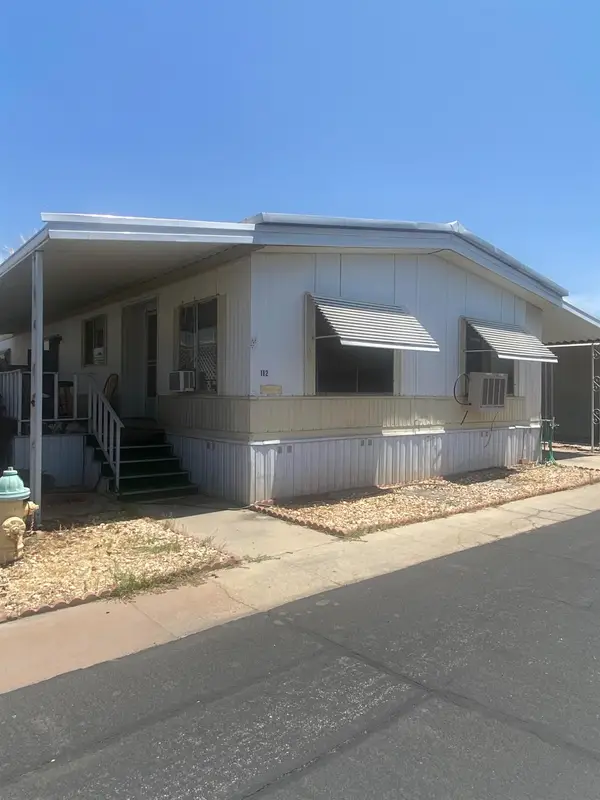 581 N Crawford Avenue #112, Dinuba, CA 93618