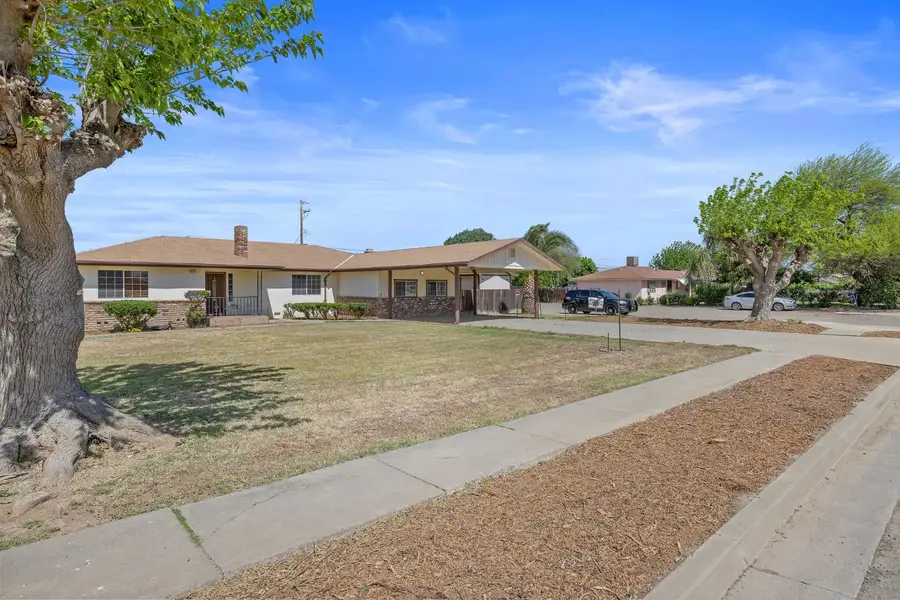 16808 W Palmer Avenue, Huron, CA 93234 - #2