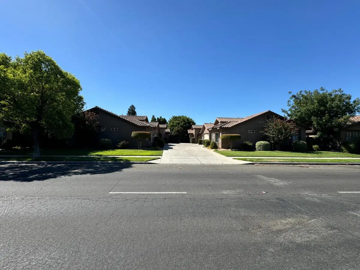 4713 W Clinton Avenue #101, Fresno, CA 93722 - #1