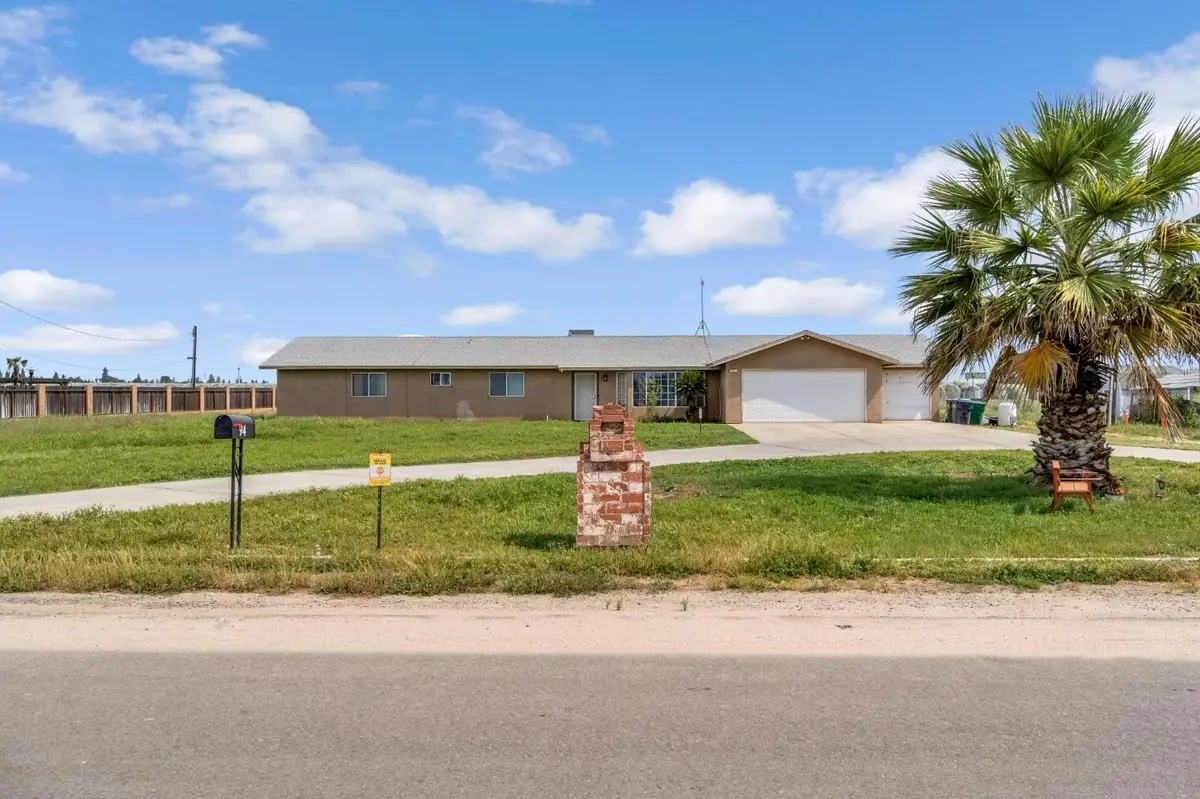 94 N Locan Avenue, Fresno, CA 93737 - #1