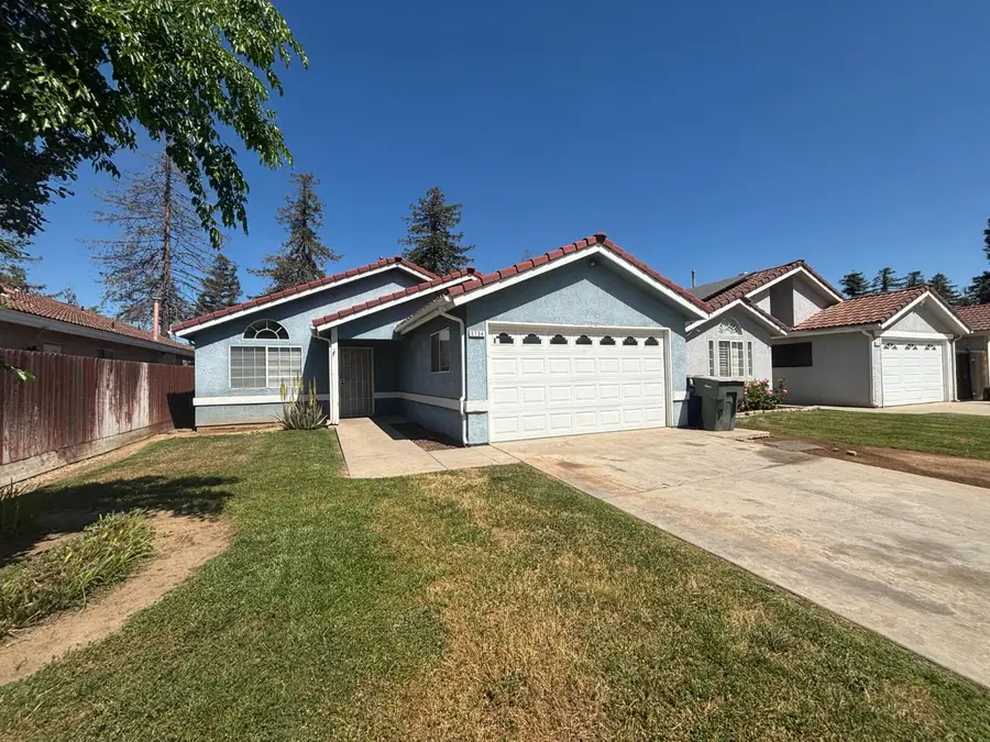 5754 W Tenaya Avenue, Fresno, CA 93722 - #2