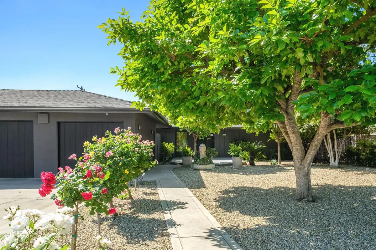 1510 E Austin Way, Fresno, CA 93704 - #1