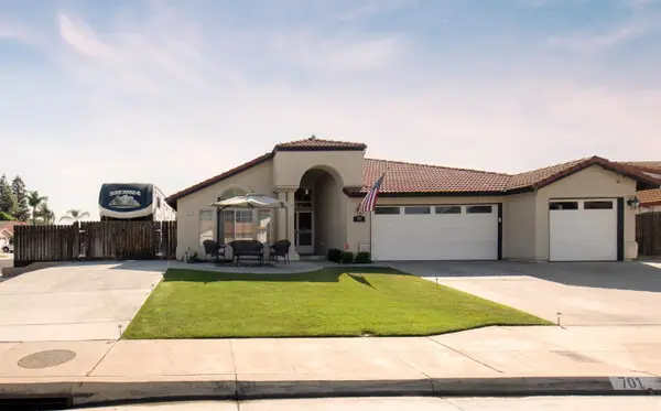 701 Mcarthur Avenue, Clovis, CA 93611