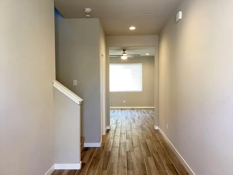 3875 Roberts Avenue, Clovis, CA 93619 - #2