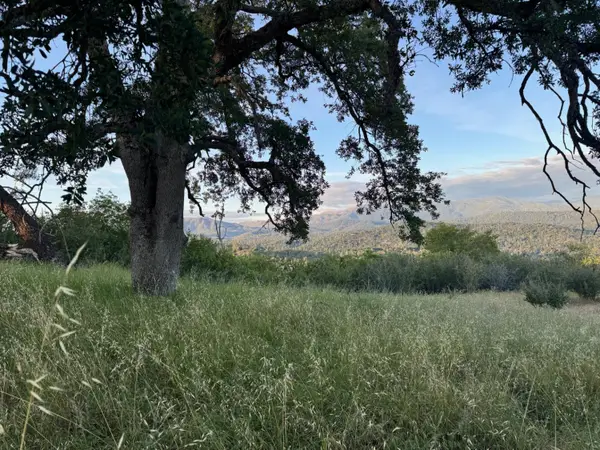 10 Old Oak Lane, Mariposa, CA 95338