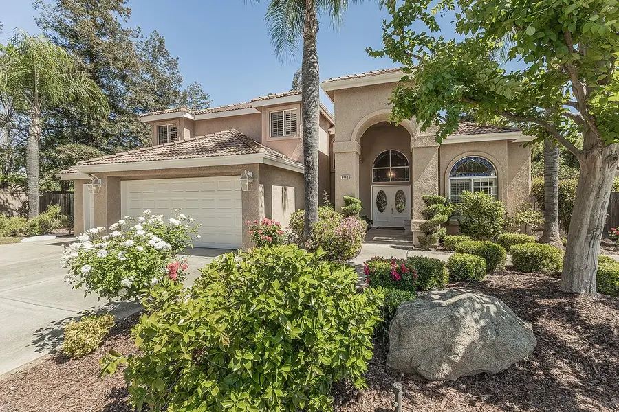 8466 N Dearing Avenue, Fresno, CA 93720 - #2