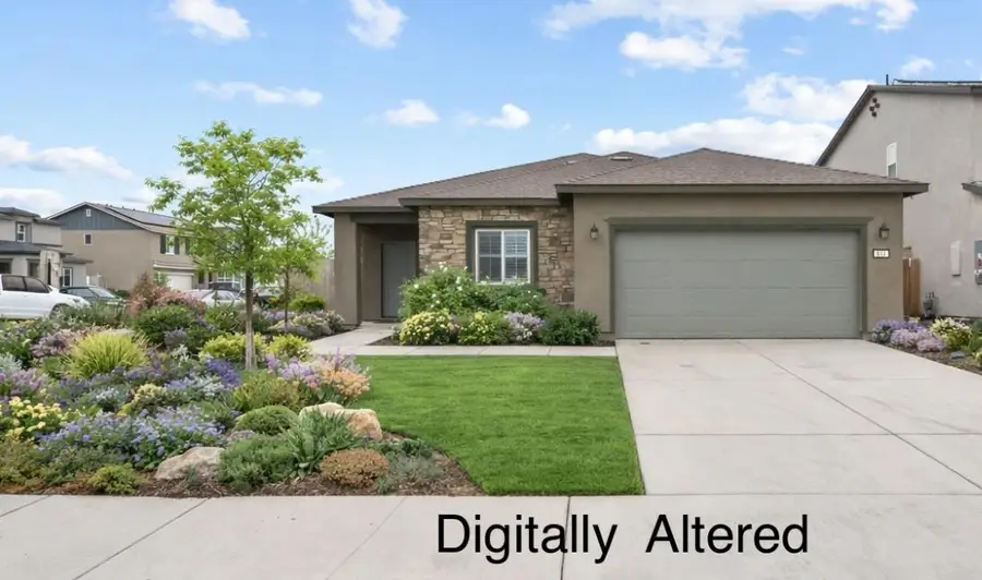 969 S Kandarian Court, Fowler, CA 93625 - #2