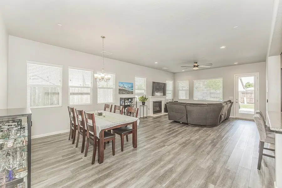 1055 Agua Dulce Avenue, Clovis, CA 93619 - #2