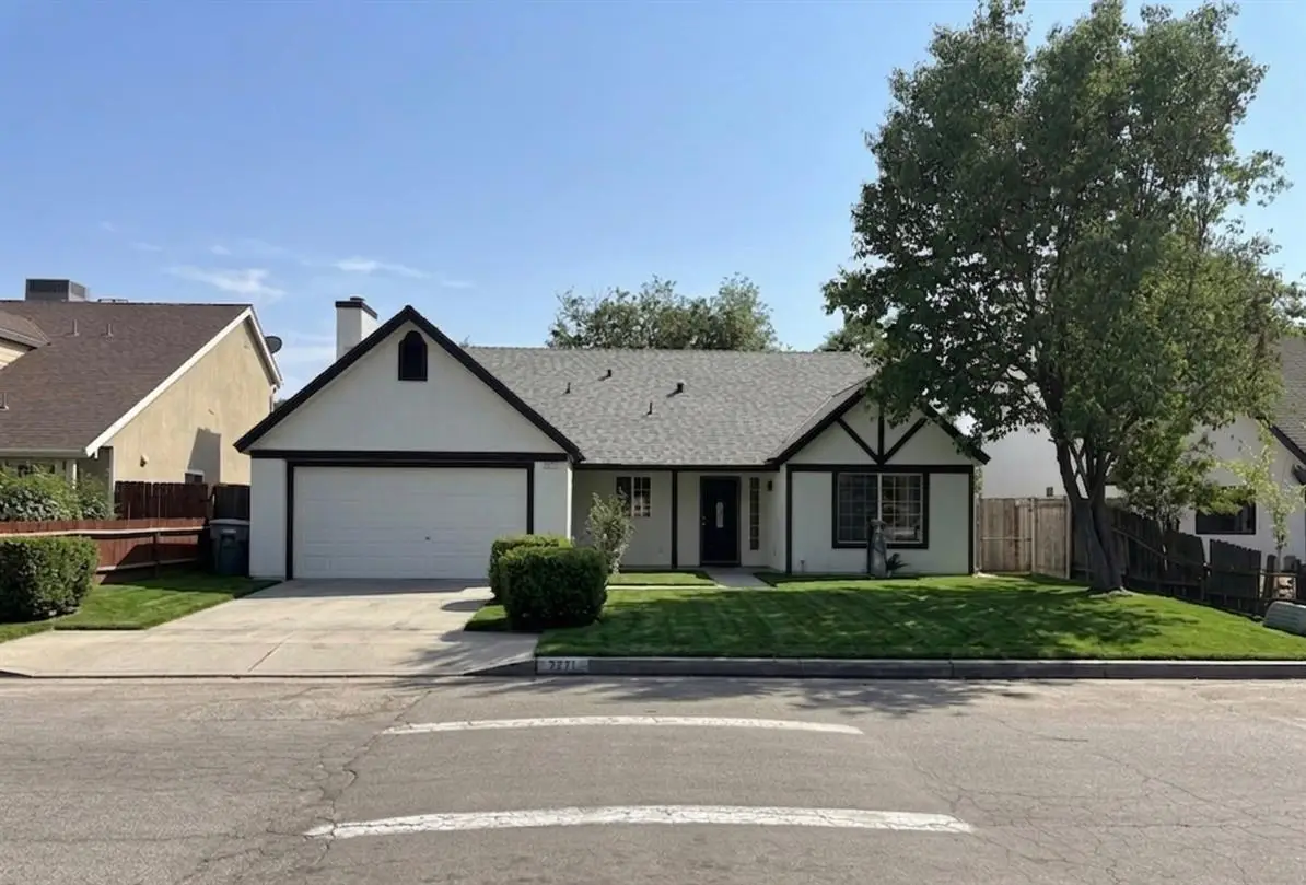 2071 Cromwell, Fresno, CA 93720 - #1