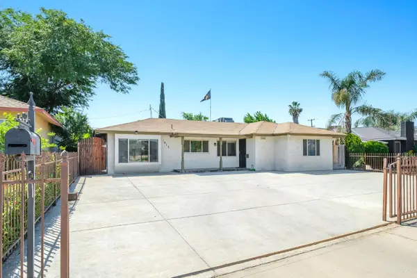 1017 W Vassar Avenue, Fresno, CA 93705