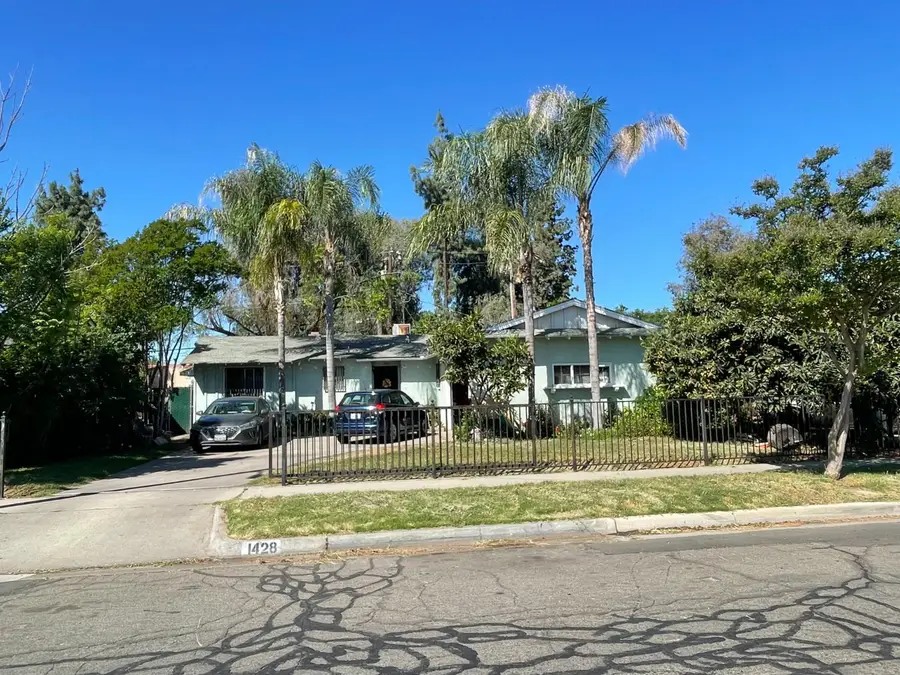 1428 S Sierra Vista Avenue, Fresno, CA 92702 - #2