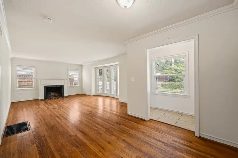 3411 N Wishon Avenue, Fresno, CA 93704 - #2