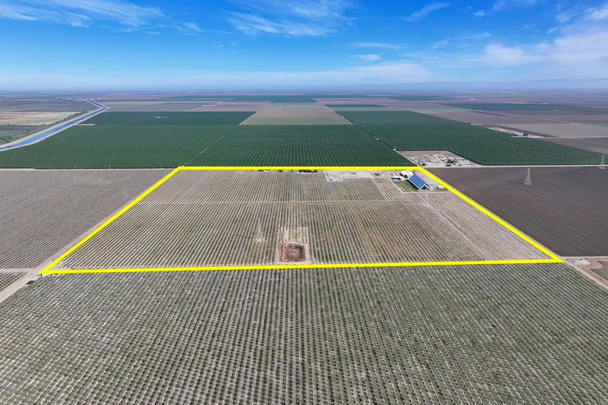 13037 W Gale Avenue, Huron, CA 93234 - #1