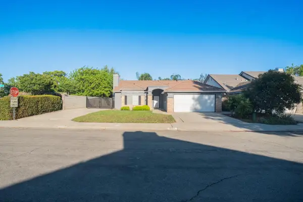 9962 N Woodrow Avenue, Fresno, CA 93720