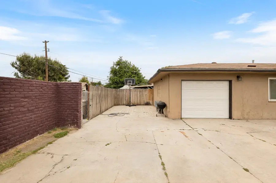 4715 E Princeton Avenue, Fresno, CA 93703 - #3