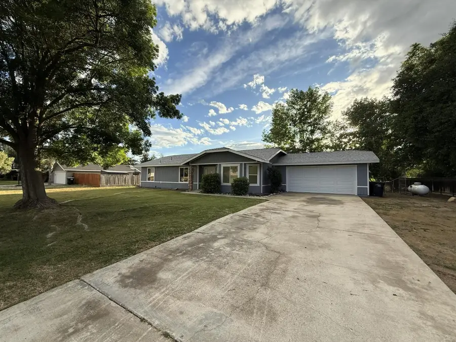 19232 Deane Drive, Madera, CA 93638 - #2