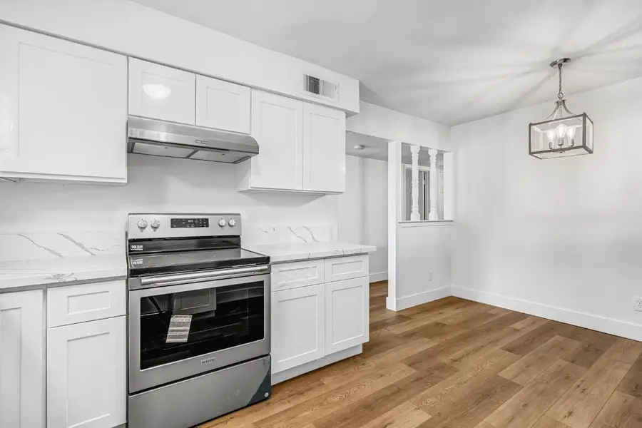 4272 W Cortland Avenue, Fresno, CA 93722 - #2