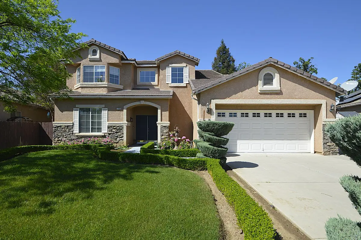 1756 N Holly Avenue, Clovis, CA 93619 - #1