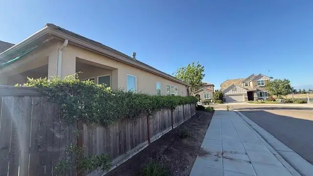 2688 Vartikian Avenue, Clovis, CA 93611 - #3
