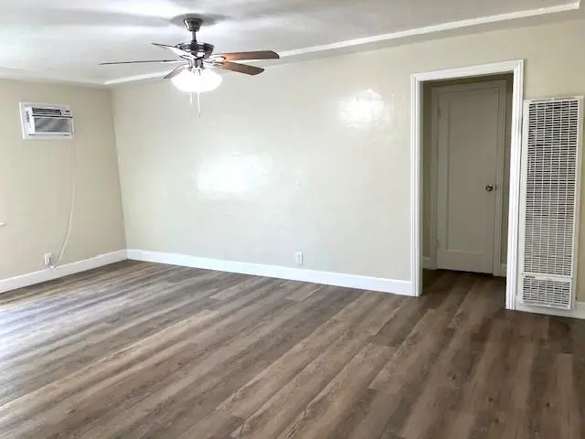 214 E Linden, Reedley, CA 93654 - #2