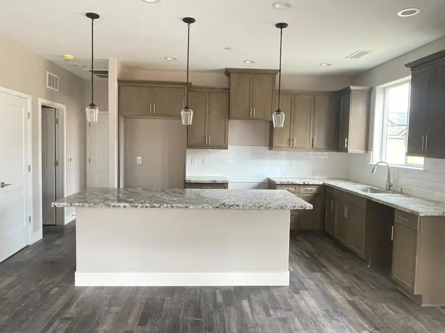 16181 West David Ave, Kerman, CA 93630 - #2