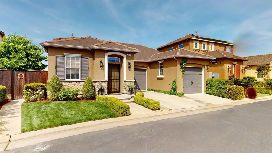 4207 Serena Lane, Clovis, CA 93619 - #2