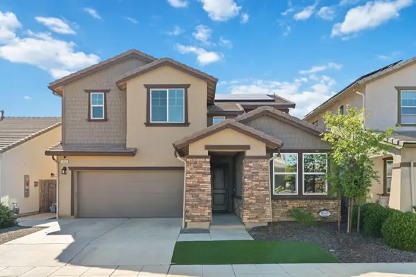 398 Atlantica Drive S, Madera, CA 93636