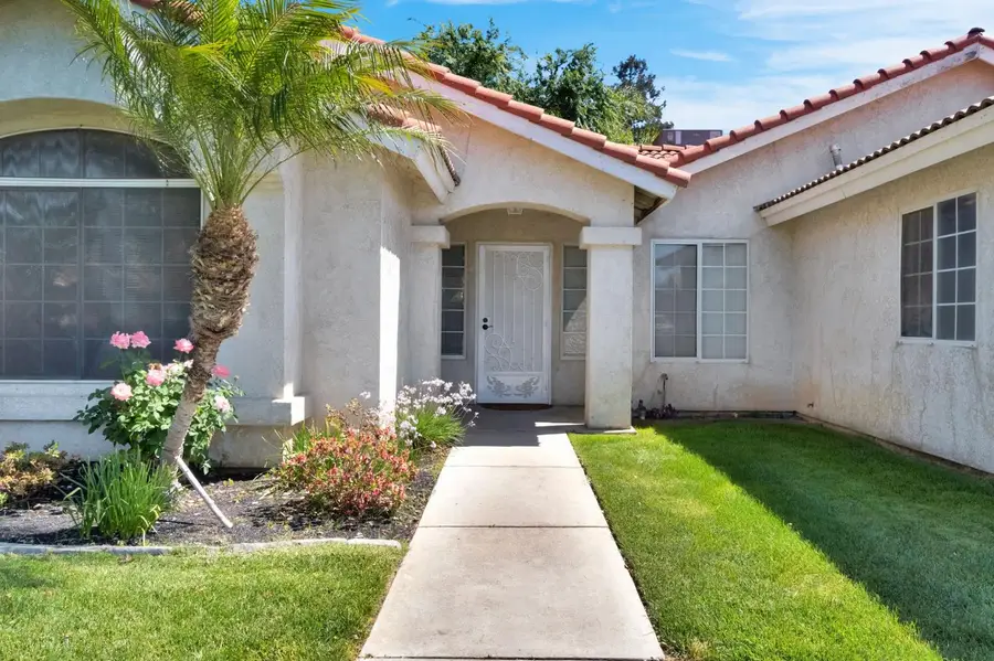 553 Grenache Avenue, Madera, CA 93637 - #3