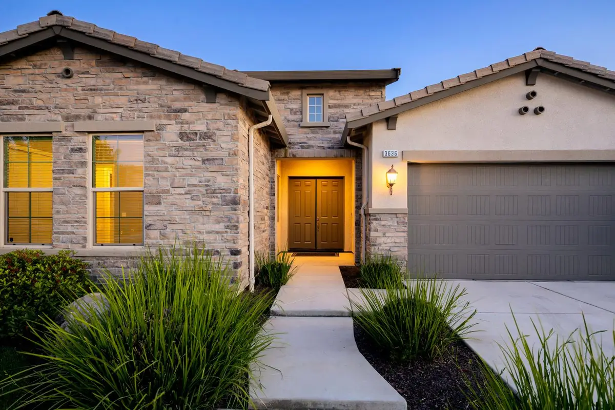3636 Elberta Circle, Dinuba, CA 93618 - #1