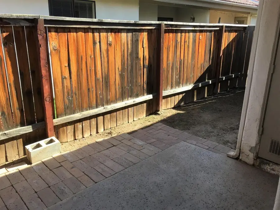 1555 W Boston Avenue #101, Fresno, CA 93711 - #3