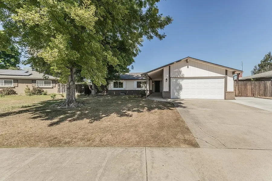 1385 Bernadine Drive, Clovis, CA 93611 - #2