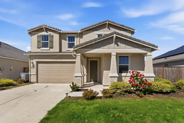 3562 E San Marino Avenue, Clovis, CA 93619