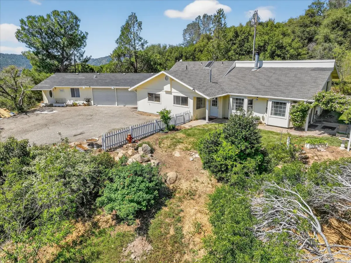 46535 Eastwood Drive S, Oakhurst, CA 93644 - #1