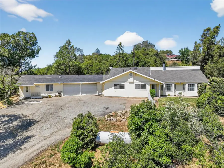 46535 Eastwood Drive S, Oakhurst, CA 93644 - #2