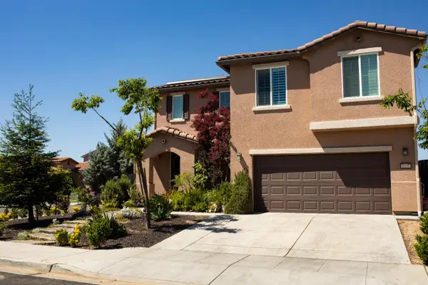 1157 S Dee Ann Avenue, Fresno, CA 93727